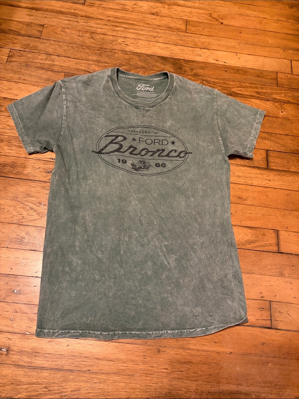 Ford Bronco Graphic Tee in Distressed Green